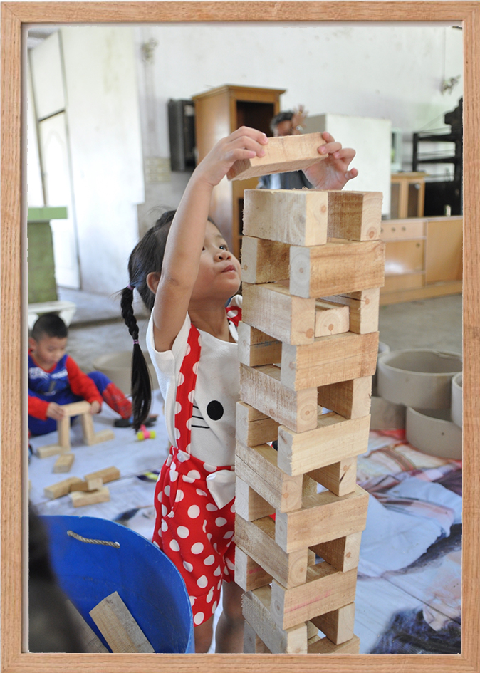 children_woodwork_2561